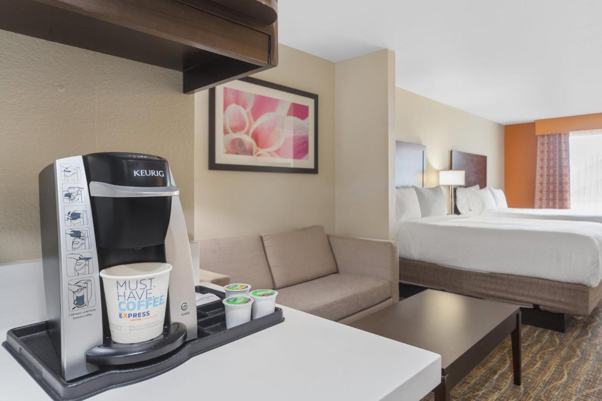 Holiday Inn Express Tomball By Ihg Exterior foto